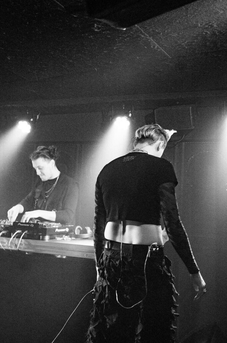 lawrencoweb_0005_PhotoBy_Lea_Horsten_@lea.horsten