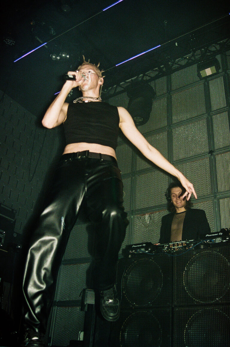 lawrencoweb_01_Photoby_Lena_Atzinger_@l.3.n.4